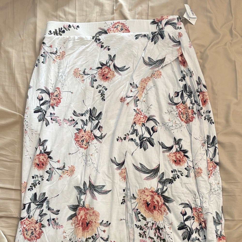 Charlotte Russe Floral Midi Skirt - White and Pink